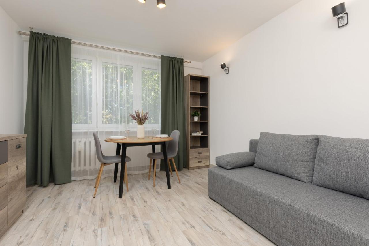 Studio Warsaw Wlochy 1 Sierpnia By Noclegi Renters Kültér fotó